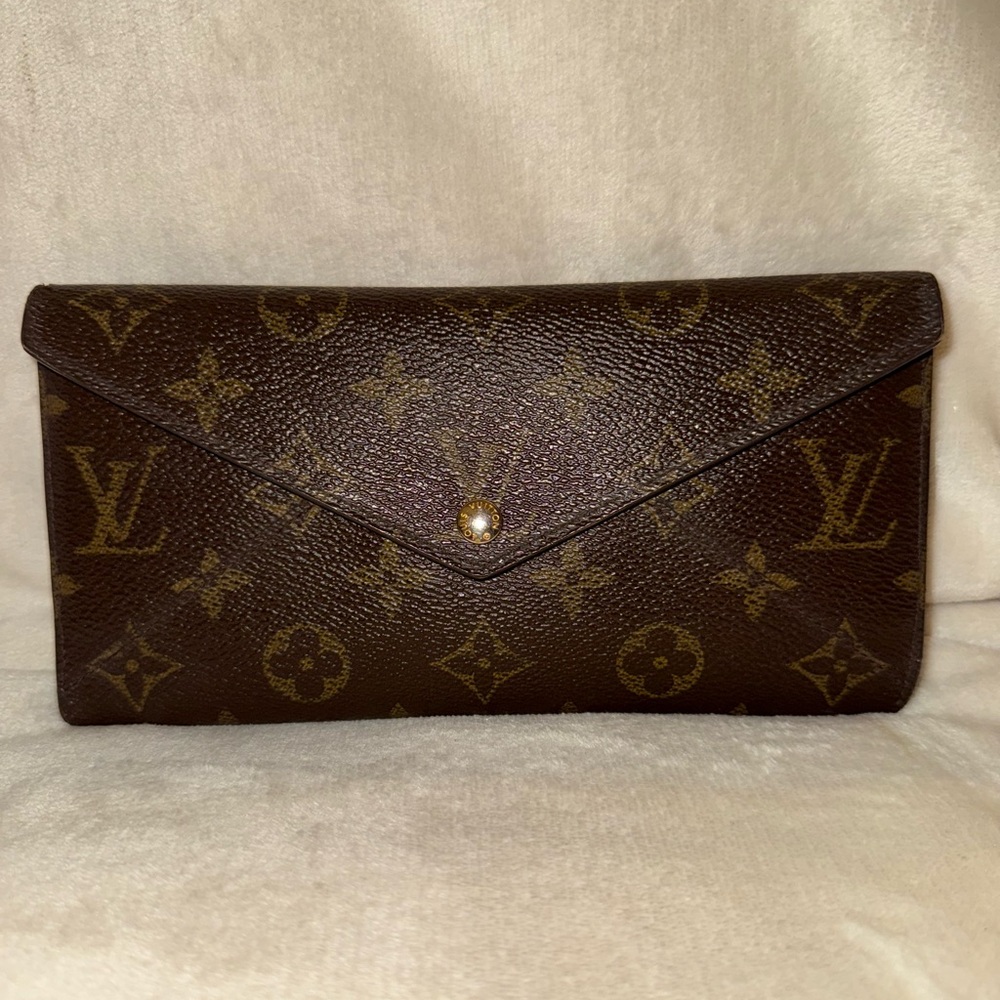 Louis Vuitton Classic Monogram Envelope Clutch